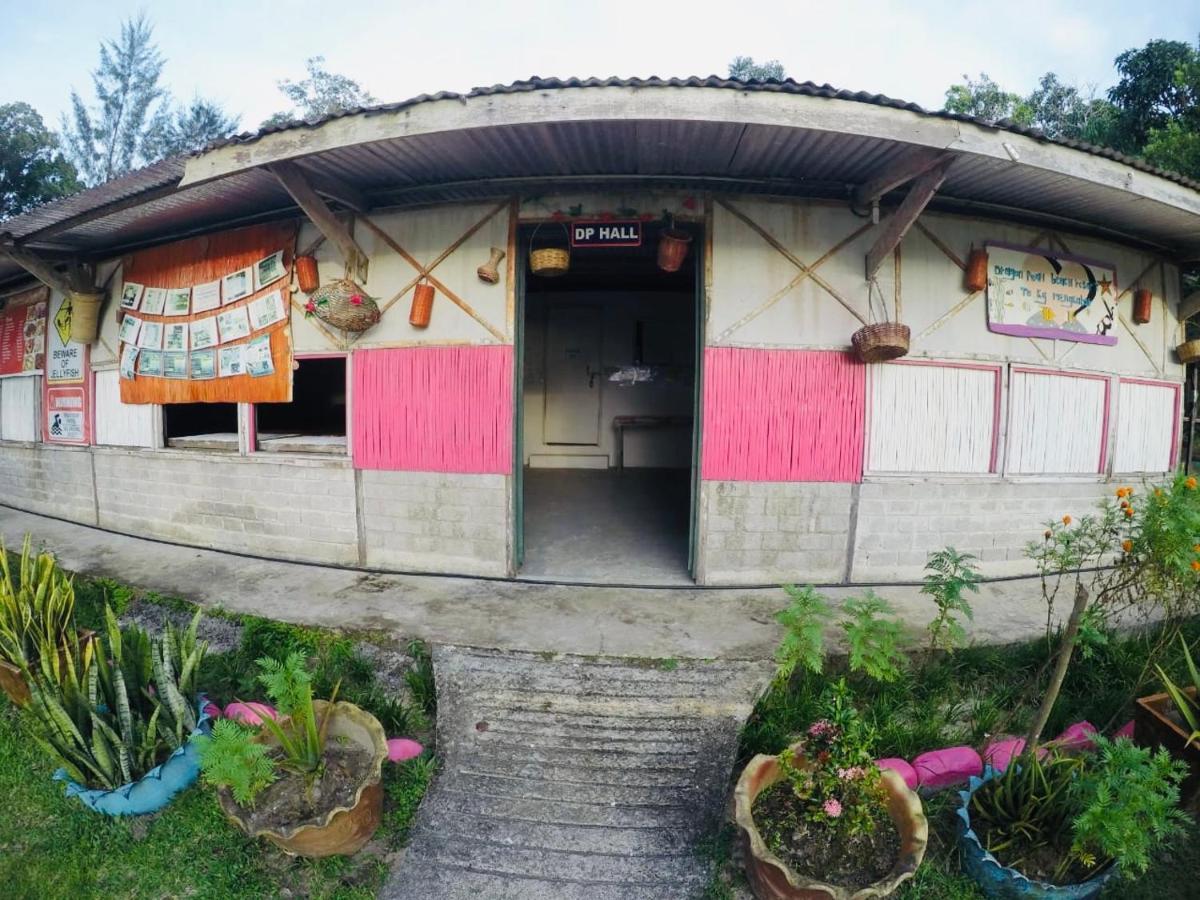 Dragon Pearl Beach Resort Kota Belud Exterior foto