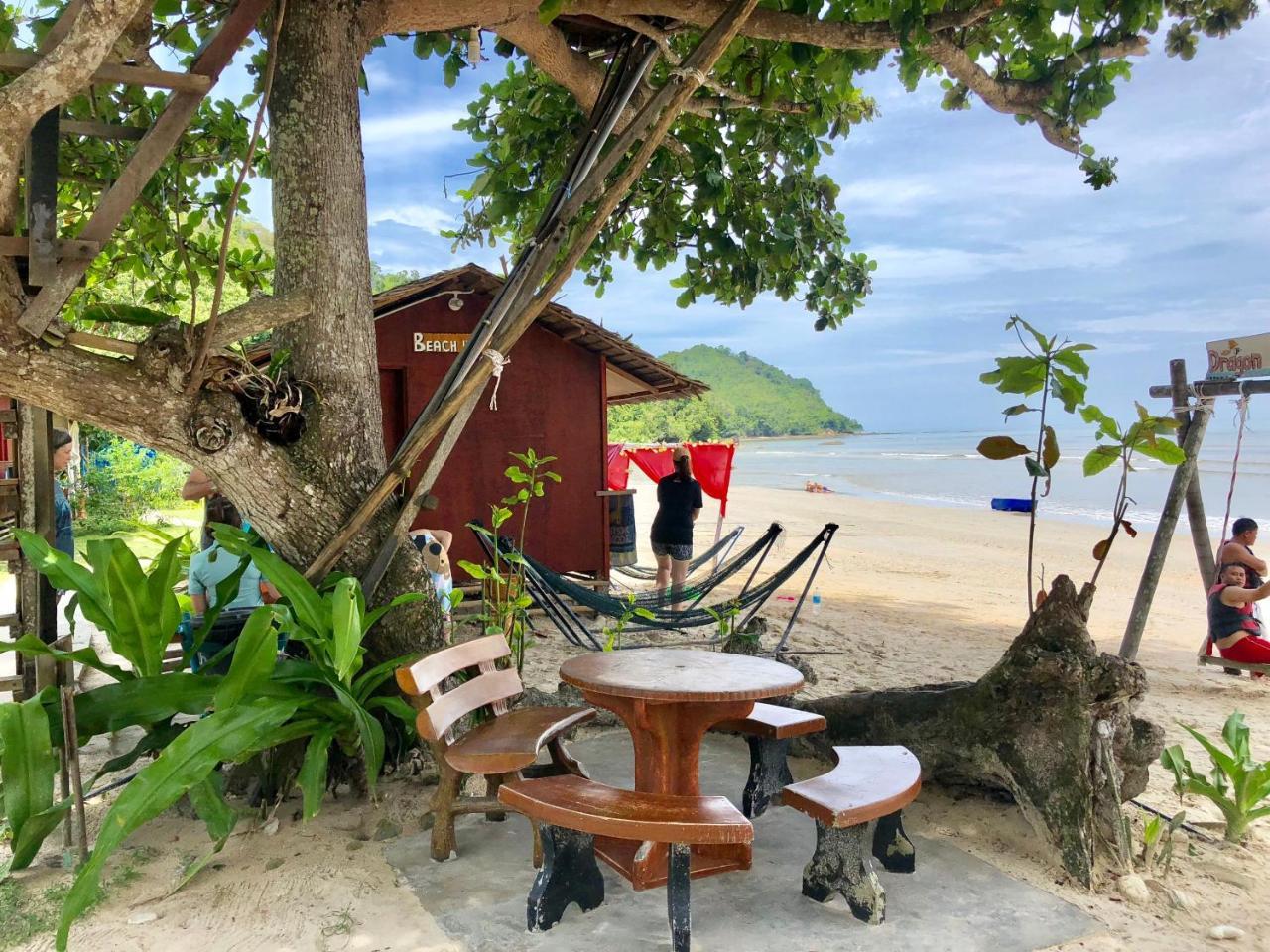 Dragon Pearl Beach Resort Kota Belud Exterior foto